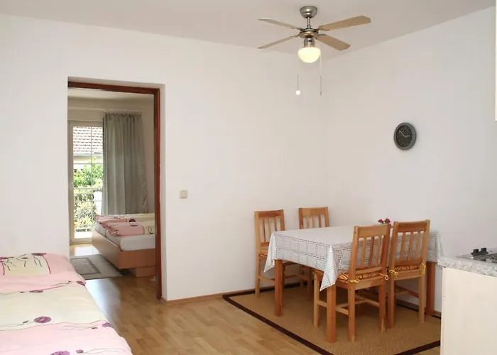 Apartment Apartments By The Sea Orebic, Peljesac - 4490 *